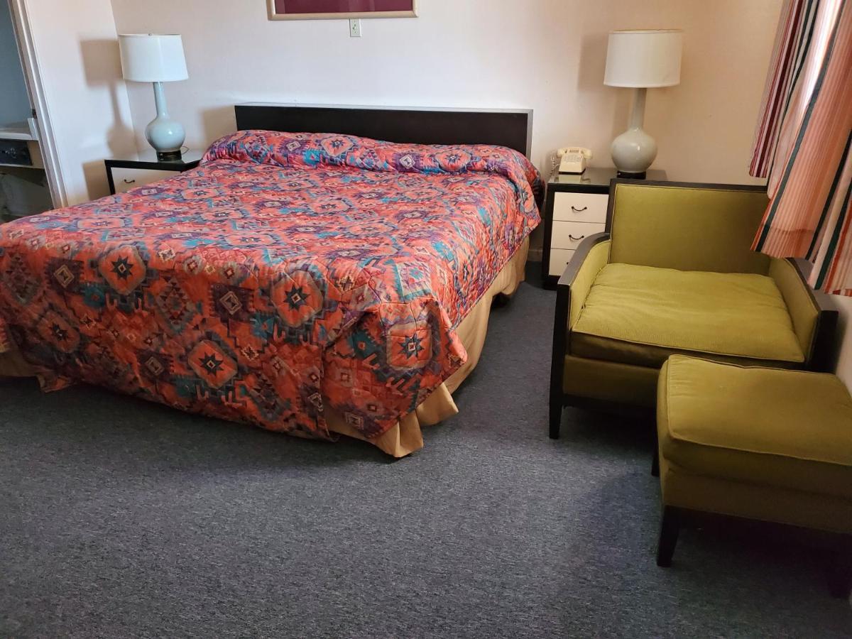 Sands Motel Грантс Екстериор снимка